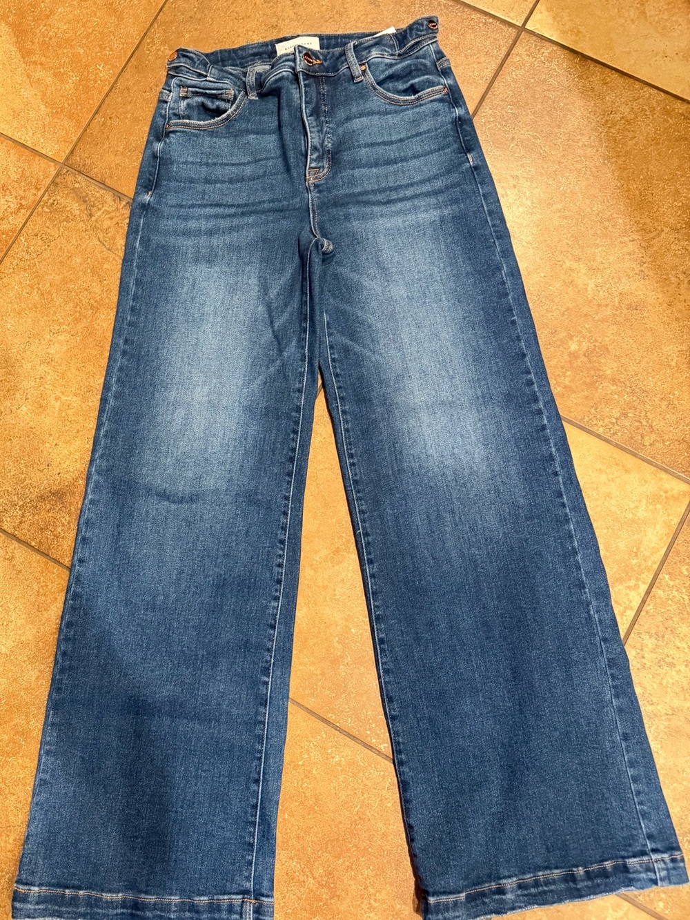 Risen High-Rise Wide-Leg Women's Jeans in Medium Blue Wash